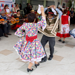 Imagen Con esquinazo inclusivo iniciaron Mes de la Patria